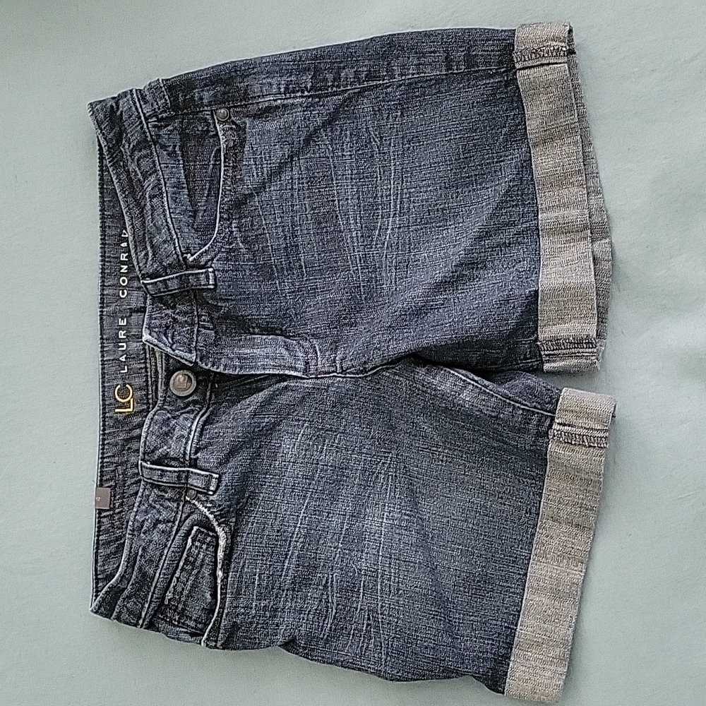 Lauren Conrad short